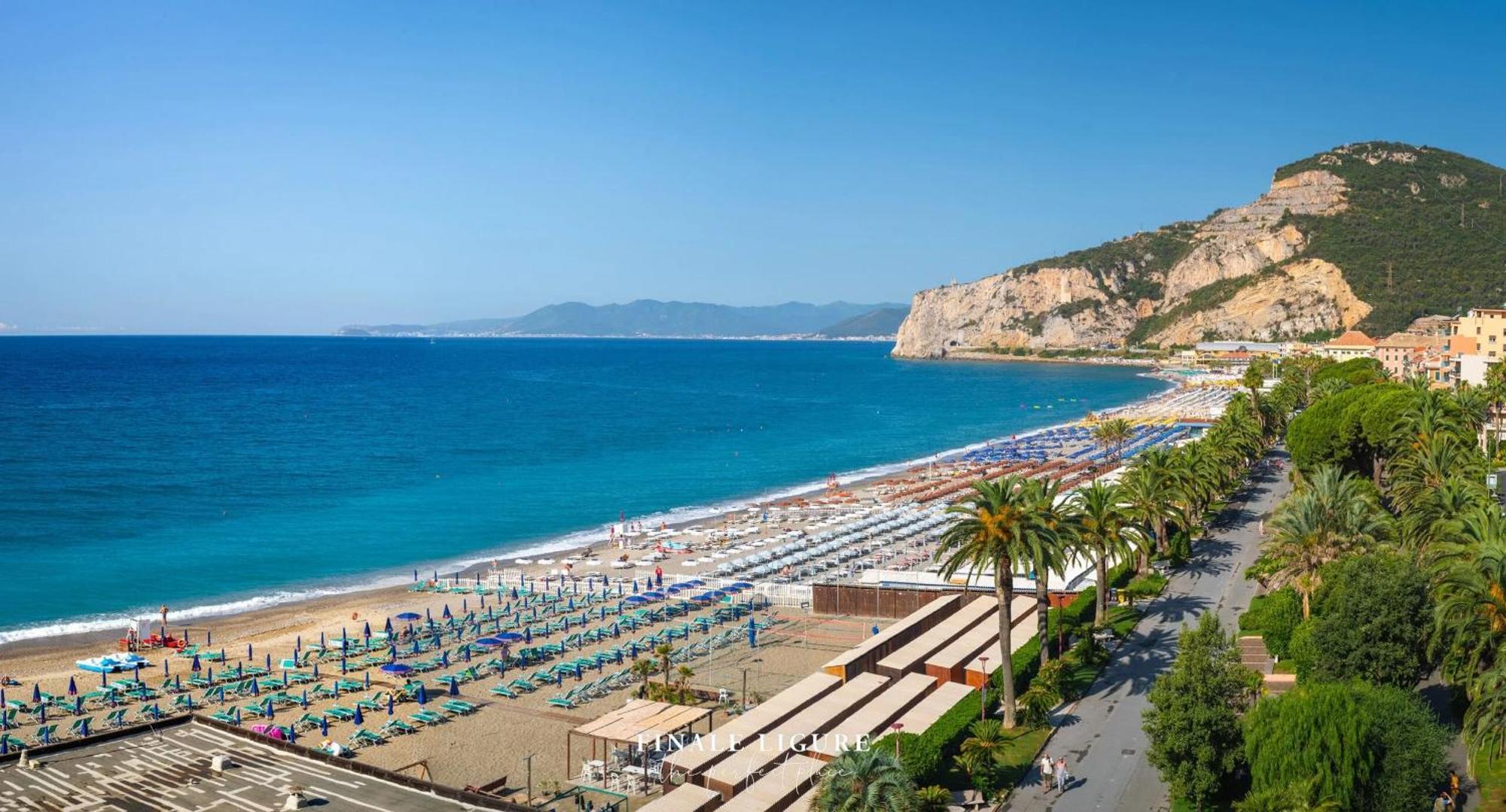 100 Metri Dal Mare Relax A Due Passi Dal Centro Apartment Finale Ligure Exterior foto